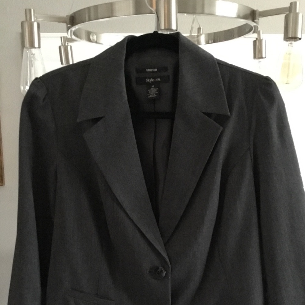 Women’s two button blazer